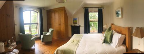 Aghada Bed & Breakfast | Tranquil Water