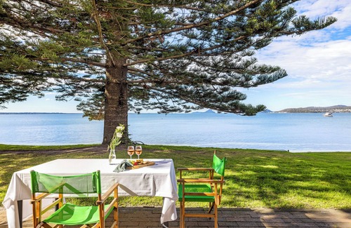 Salamander Bay House | Tranquil Waters - Luxury Waterfront Home with Stunning Views