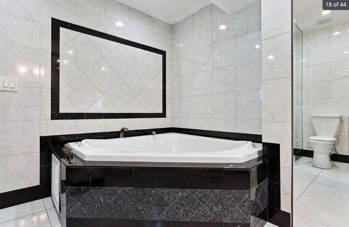 Melaleuca Gardens House | Tranquil Waters Charming 3-bedroom house Heated Pool serene Dania Beach