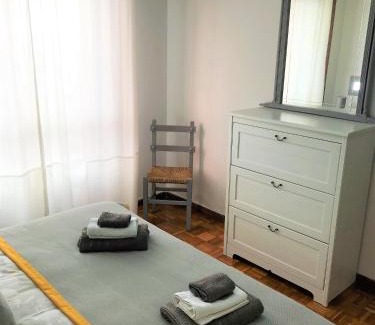 Las Campas y San Claudio Apartment | Tranquilidad al lado del Centro Parking incluido