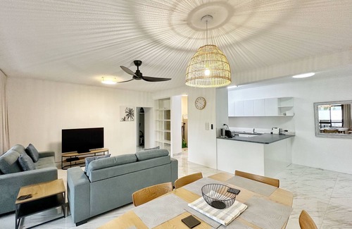 Palm Cove Apartment | Tranquility - 2 Bedroom Apartment - Palm Cove