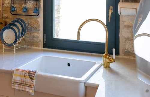 Filoti House | Tranquility Combined with Discreet Luxury!