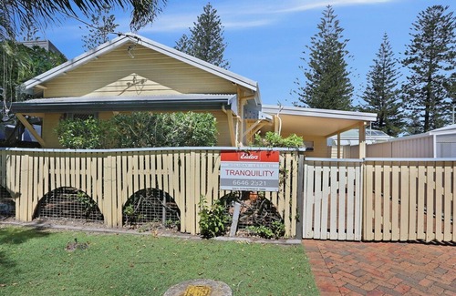 Yamba House | Tranquility Cottage 13 Harbour St