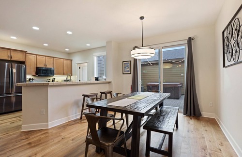 Southern Crossing Apartment | Tranquility On The Bluffs 3 Bedroom Townhouse by RedAwning