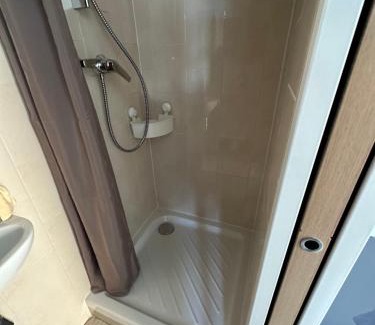 Meaux Apartment | Tranquillité près de Disney: Studio Cozy à Meaux