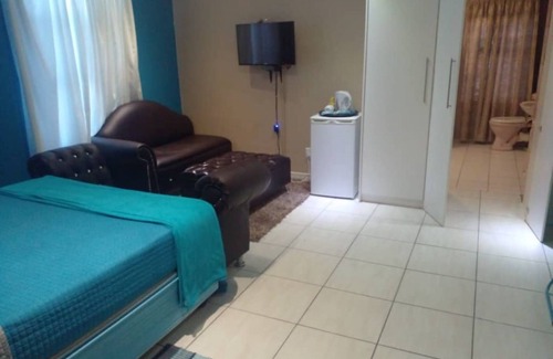 Windhoek Bed & Breakfast | Tranquillity at iExtol