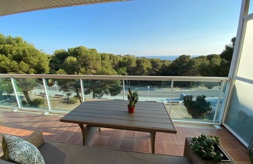 Cap de Salou Apartment | Tranquilo Apartamento con Vistas al mar y Piscina en Cap Salou