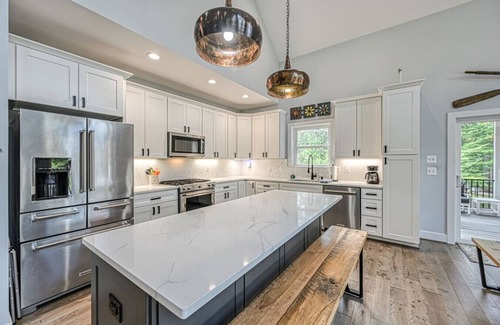 Bumpass House | Tranquilo- Waterfront Oasis, Deep Water, Private Setting, No Wake Cove