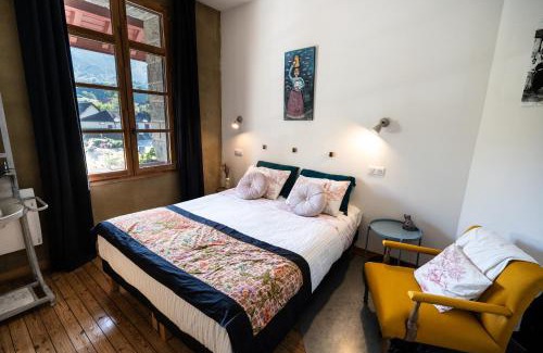 Bedous Hotel | Transhumance & cie, Auberge, Appartements & SPA