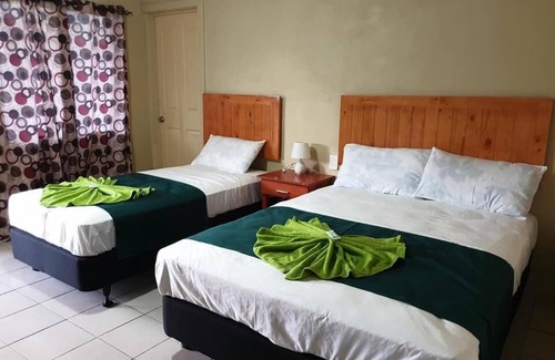 Faleolo Hostel | Transit Motel - Hostel