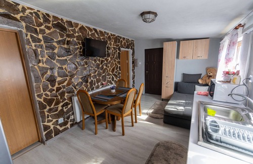 Bratca Cottage | Transylvanian Cottage with Private Swimming Pool