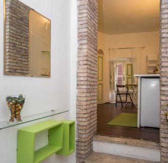 Trastevere Apartment | Trastevere Intimate Apartment