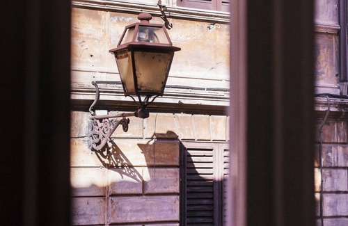 Trastevere Apartment | TrastevereHome - Paglia House of 17Century in Trastevere