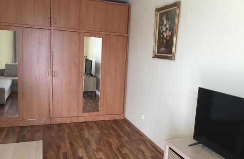 Krzyki Apartment | Traugutta 142 Apartment - Balcony & Lift