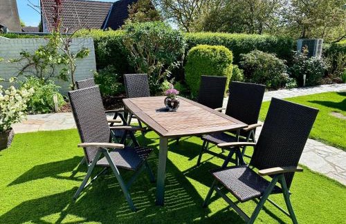 Hohen Viecheln Apartment | Traum Ferienwohnung Bonkowski am Schweriner See