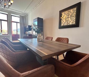 Mitte Apartment | *Traumhafte City-Wohnung/120qm/4-Räume*