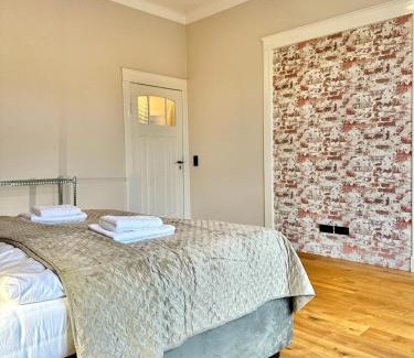 Ziegelhof Apartment | Traumhaftes Apartment mit gratis Parkplatz und Balkon G3