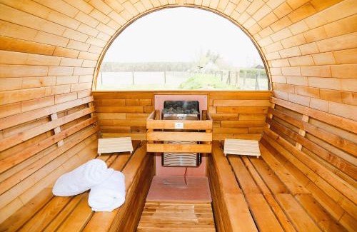 Muritz Apartment | Traumvilla am Müritz Nationalpark, 17 Gäste, Sauna