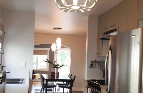 Silver Lake House | Travel in style in the heart of Silver Lake.