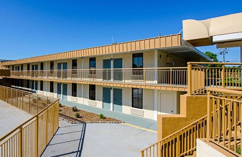 Bristol Hotel | Travel Inn Bristol near State Street