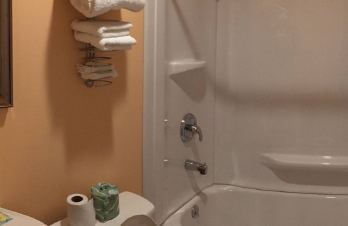 Wytheville Hotel | Travel Lite Motel