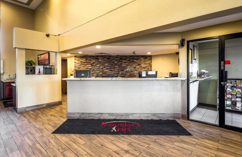 Estrella Hotel | Travelers Inn - Phoenix