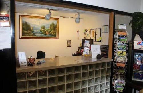 Craig Hotel | Travelers Inn & Suites