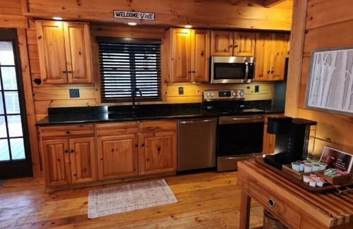 Pine Mountain Cabin | Travelers Rest Cabin