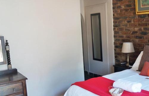 Centurion House | Travellers Nest Guest house
