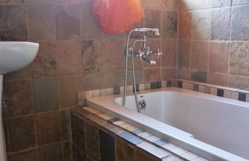 Centurion House | Travellers Nest Guest house