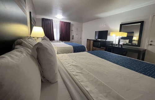 Truth or Consequences Hotel | Travelodge by Wyndham Truth or Consequences