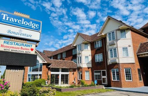 Niagara Falls Hotel | Travelodge by Wyndham Niagara Falls Lundys Lane