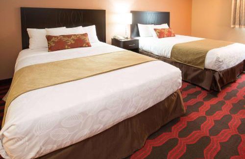Wood Village Hotel | Travelodge by Wyndham East Portland/Gresham