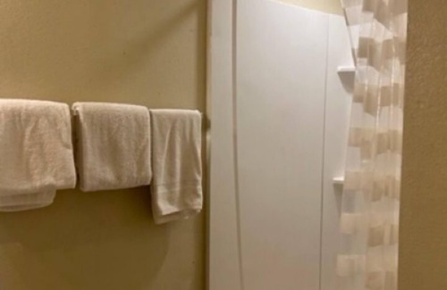 Allison Hotel | Travelodge by Wyndham Gallup