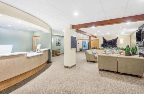 Mendenhall Valley Hotel | Travelodge by Wyndham Juneau