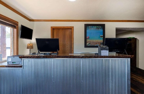 Livingston Hotel | Travelodge by Wyndham Livingston