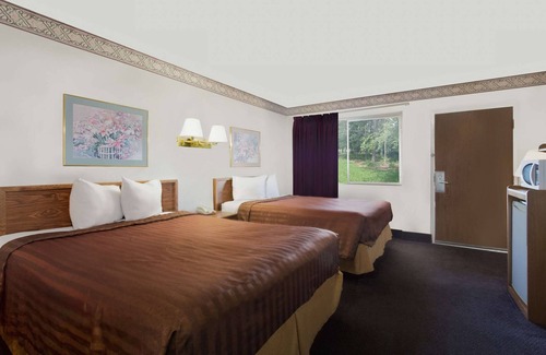 Page Hotel | Travelodge by Wyndham Page, View of Lake Powell