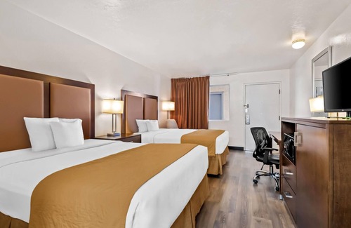 Page Hotel | Travelodge by Wyndham Page, View of Lake Powell
