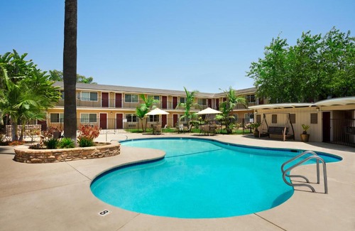 Santa Maria Hotel | Travelodge by Wyndham Santa Maria