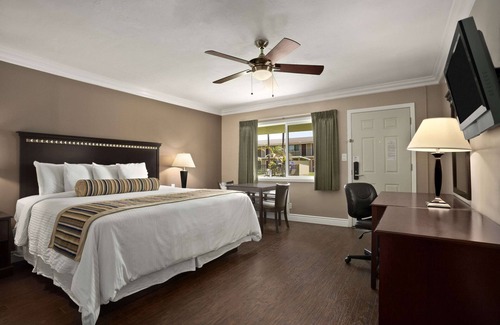 Santa Maria Hotel | Travelodge by Wyndham Santa Maria