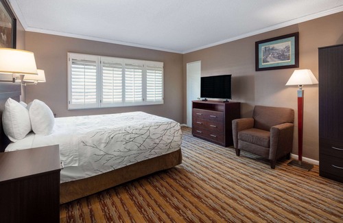 South Lake Union Hotel | Travelodge by Wyndham Seattle By The Space Needle