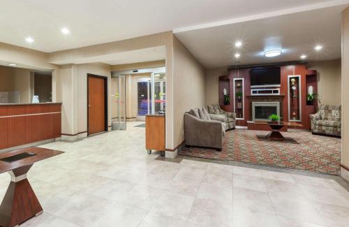 Sylmar Hotel | Travelodge by Wyndham Sylmar CA