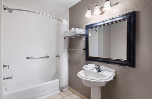 Cortaro Hotel | Travelodge by Wyndham Tucson AZ