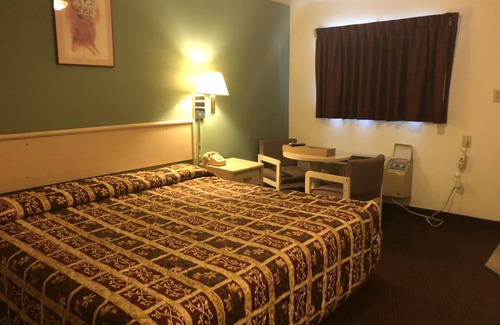 Farmington Hotel | Travelodge by Wyndham Farmington