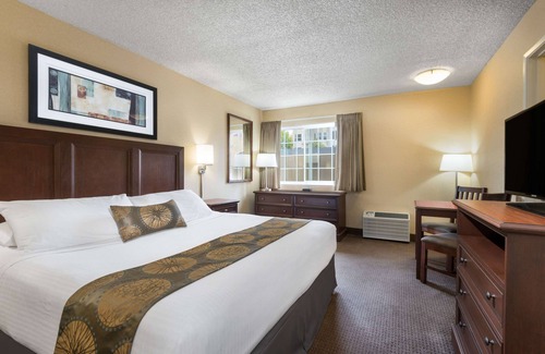 Cow Hollow Hotel | Travelodge by Wyndham San Francisco Bay