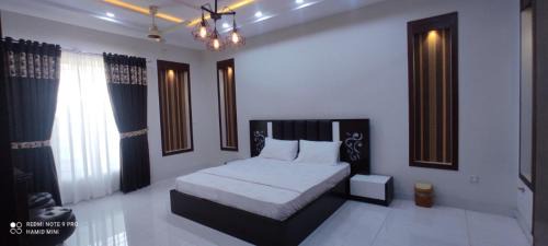 Fatehjang House | Travelodge Guesthouse
