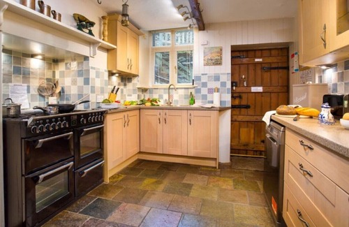 Ambleside House | Treacle Cottage - Central Ambleside
