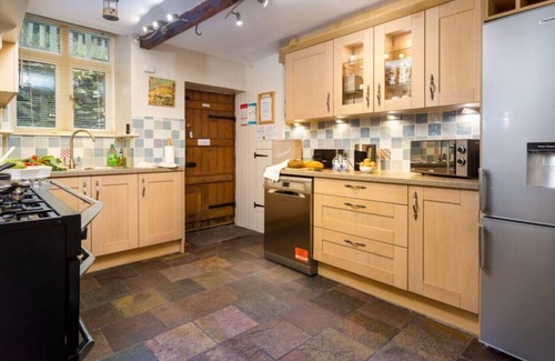 Ambleside House | Treacle Cottage - Central Ambleside