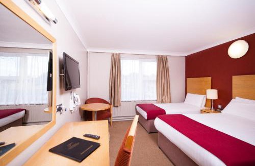 Ennis Hotel | Treacys West County Conference and Leisure Centre