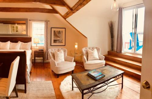 St. Andrews Hotel | Treadwell Inn